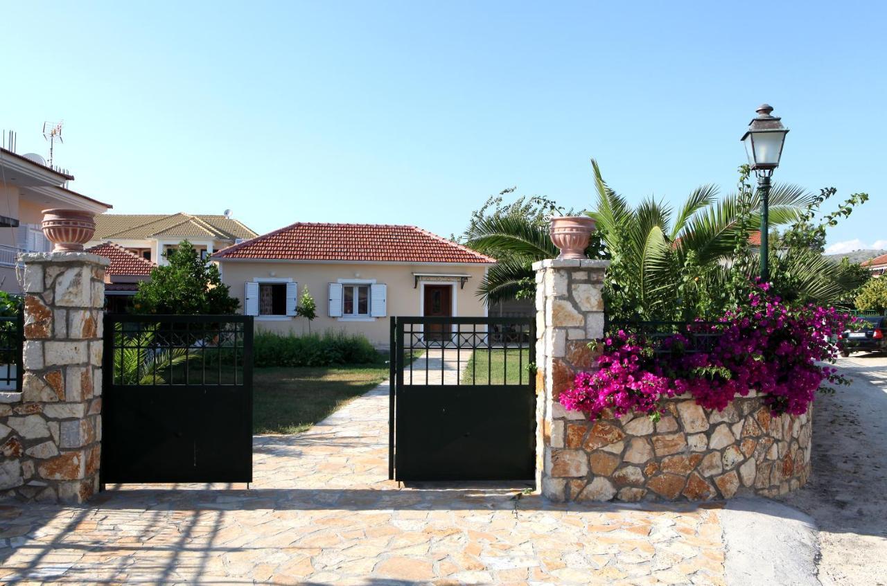 Splantza Apartments Ammoudia Exteriör bild
